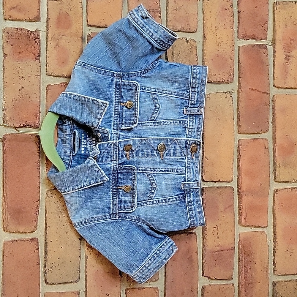 Girls Gap cropped short sleeve denim jacket size 8